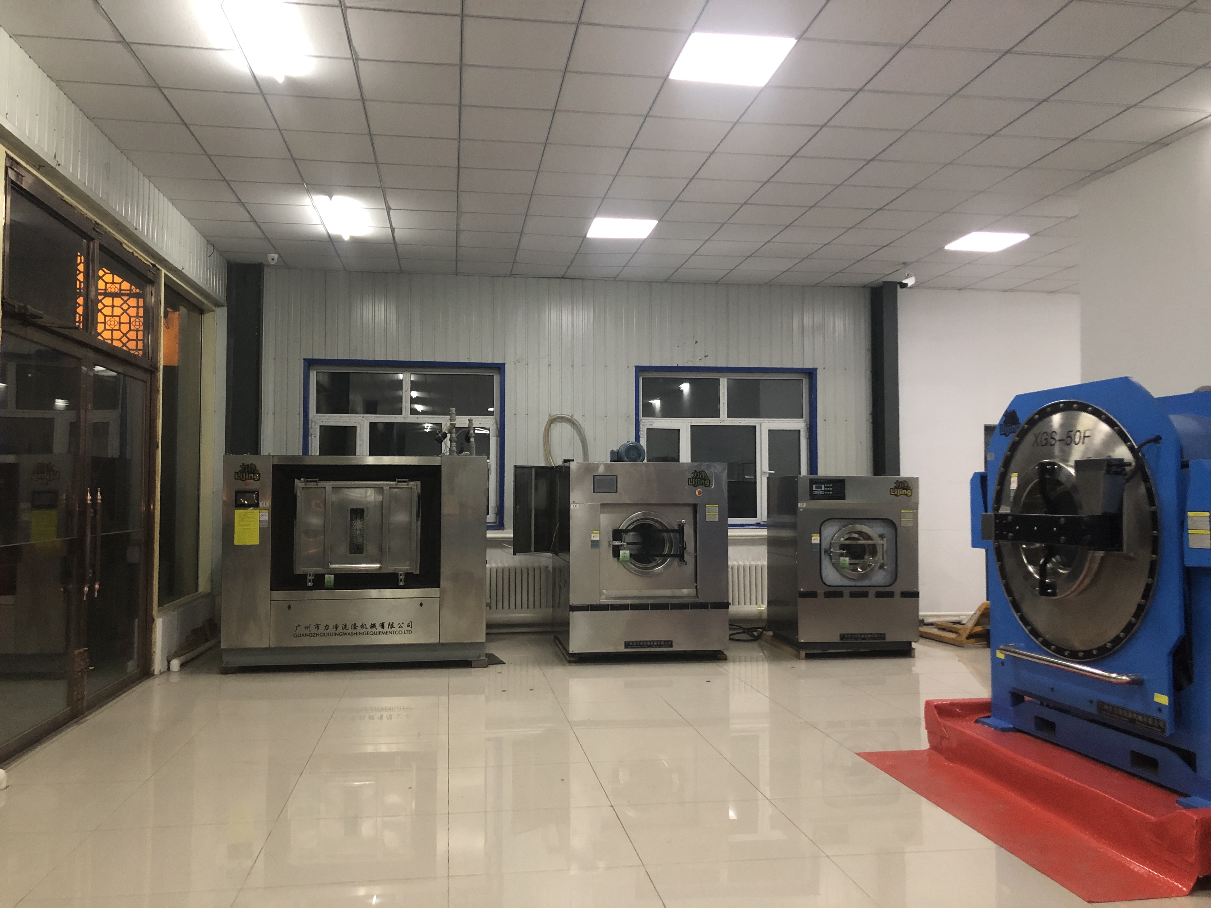 ˮϴ�C(j��)�O(sh��)������X(qi��n)һ�_(t��i)���ѻ؏�(f��)